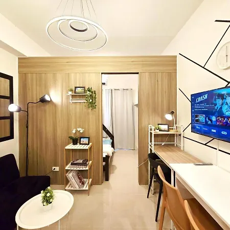 1BR Condotel w Balcony at FAME Residences #FM40-1