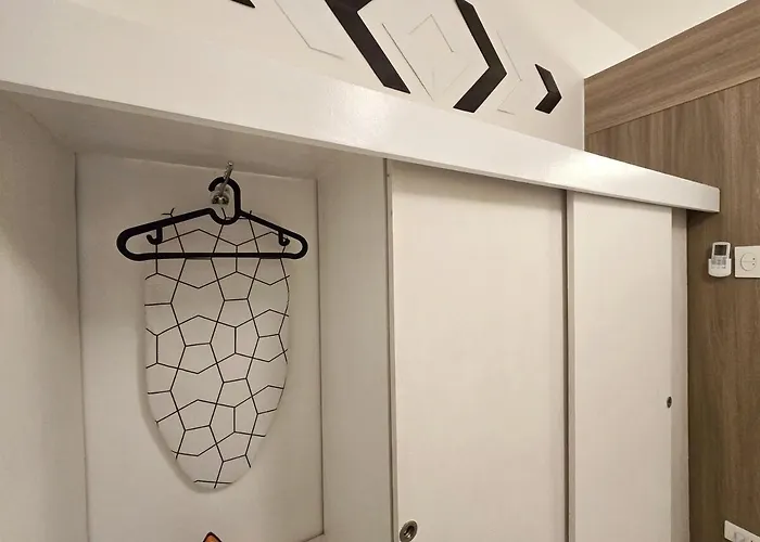 Citispace 1br Condotel At Fame Residences #fm40b 公寓